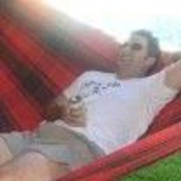 Poshmark profile picture for @belt